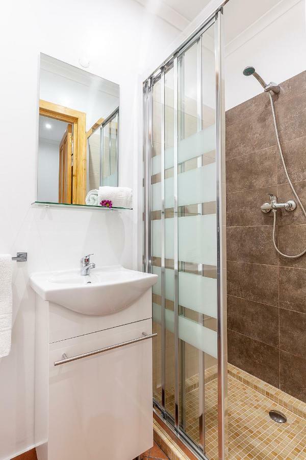 Casa De La Luz -Elegante Casco Antiguo 5-Hab-11Px Lägenhet Sevilla Exteriör bild